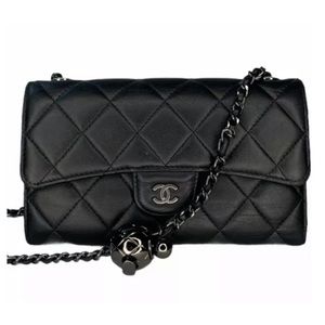 Authentic Chanel Quilt Leather Wallet Crossbody
